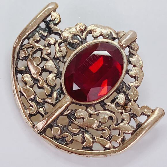 Vintage Mid Century Gold Tone Filigree Brooches Red Green Glass Cabochons Set - Picture 6 of 12